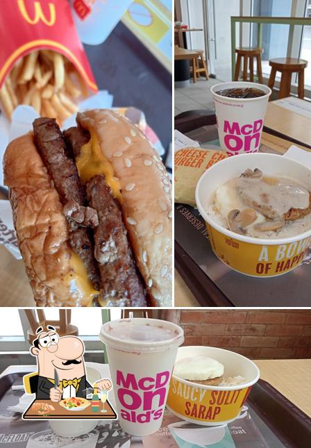 Food at McDonald's Kroma Tower