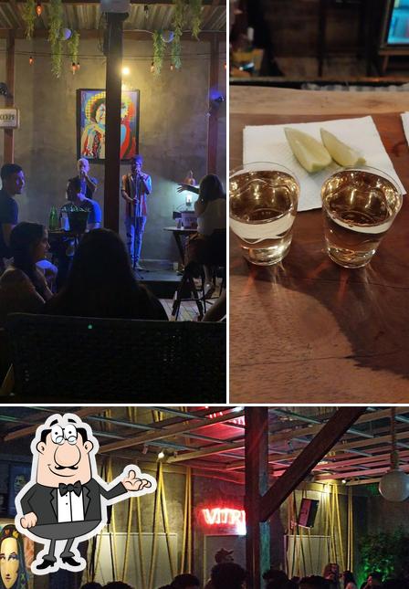 O interior do Vitrine Lounge