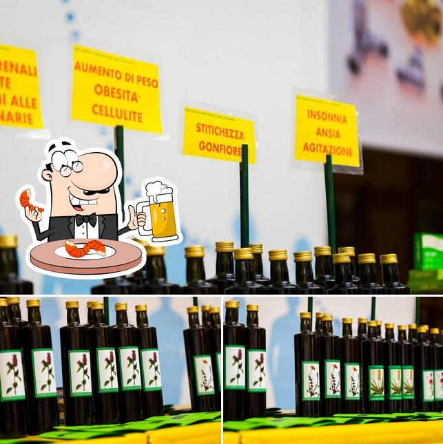 Puoi ordinare un rinfrescante bicchiere di birra chiara o scura