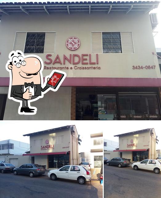 Look at this image of Sandeli Restaurante e Croissanteria