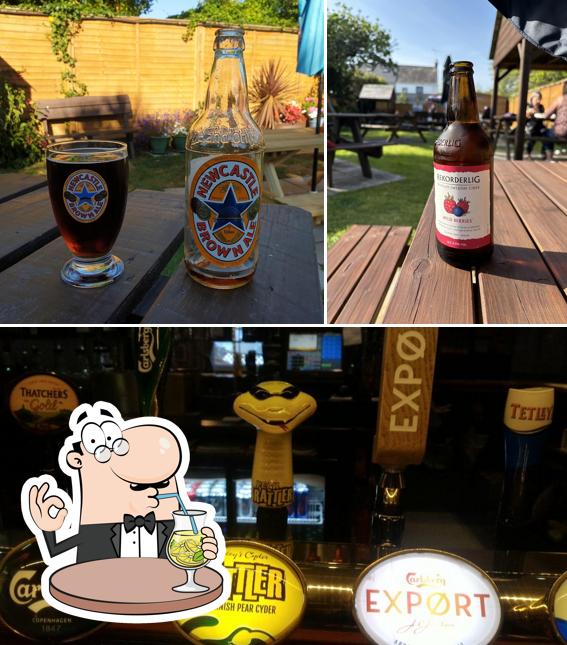 Pub y bar The Home Inn, Par Opiniones del restaurante