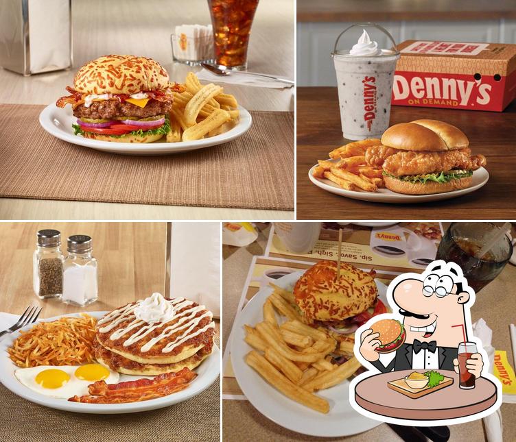 Denny's Collins Ave, Miami Beach, FL 33139 - Last Updated November 2023 -  Yelp