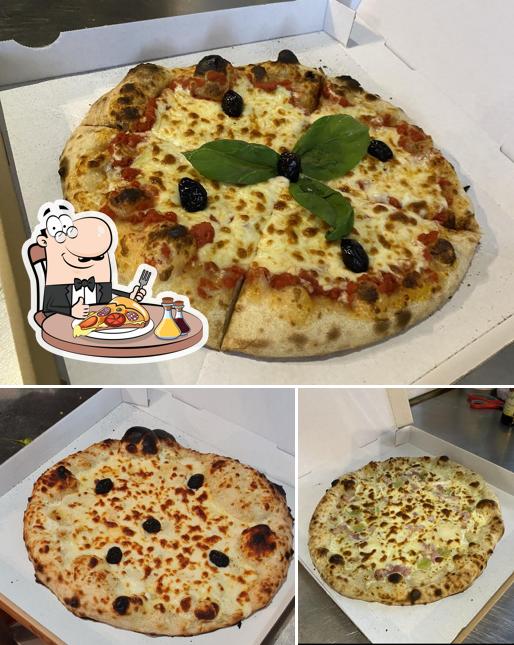 Choisissez des pizzas à LORADA PIZZA