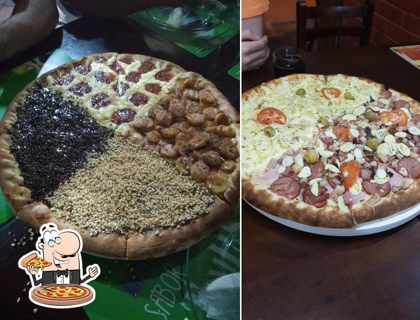 At Pizzaria Papito - loja Trindade, you can try pizza