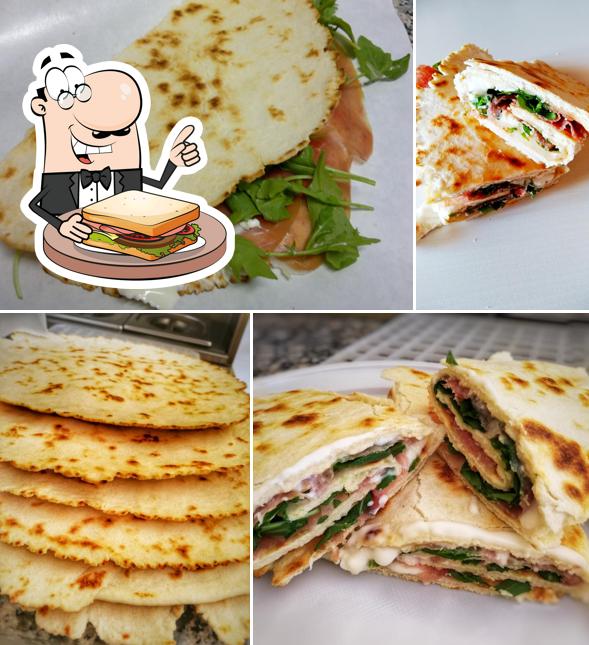 Scegli un panino a Piadina Romagnola di Cordenons