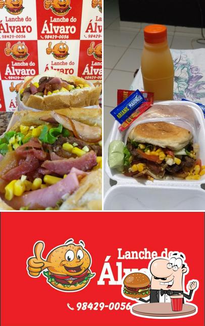 Experimente um hambúrguer no LANCHE DO ÁLVARO DELIVERY