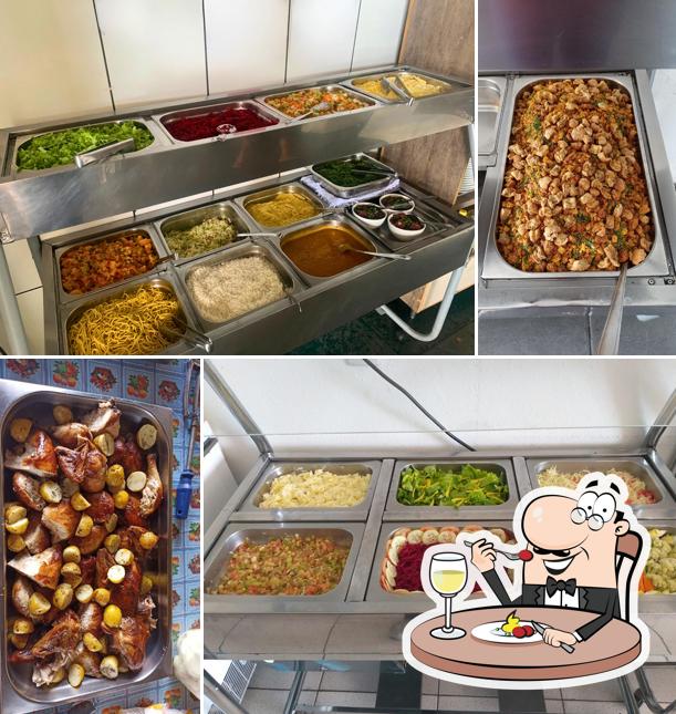Comida em Frango Assado e Restaurante do Moral