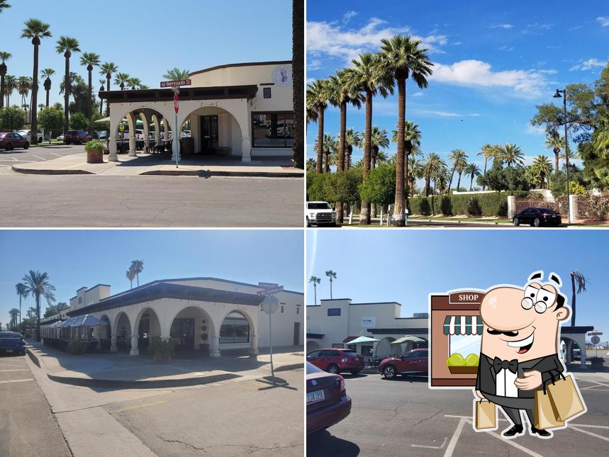Papa Paul's Brick Oven Pizza & Pasta in Litchfield Park Restaurant