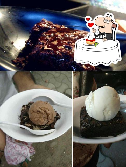 Brownie Heaven offers a variety of desserts