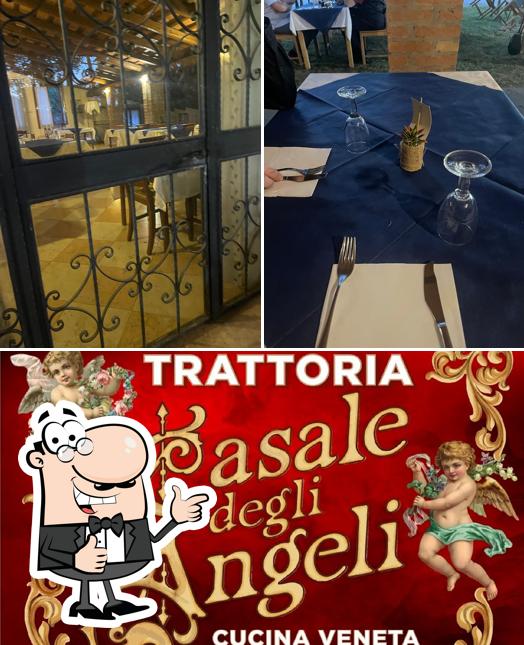 Regarder la photo de TRATTORIA E PIZZERIA CASALE DEGLI ANGELI