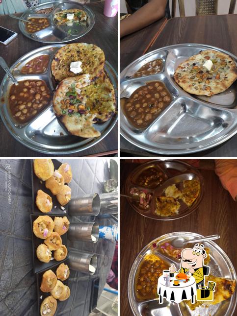 Vaishnav Sweet Amritsari Kulche