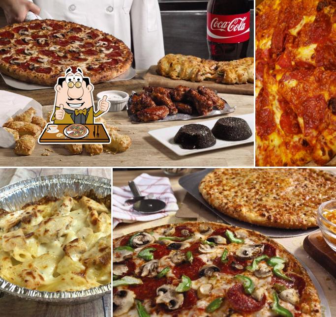 Domino's Pizza in Lake Oswego Restaurant menu and reviews