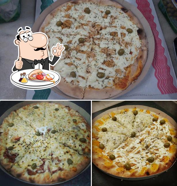 Escolha pizza no La Bella Pizzaria