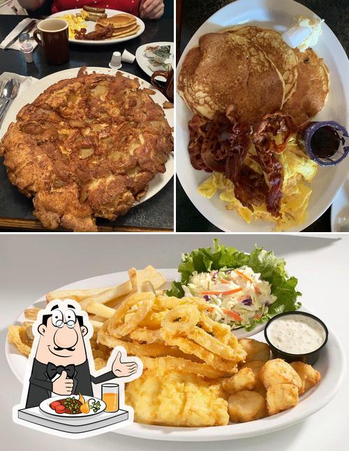 Bickford's Family Restaurants, 325 Montvale Ave in Woburn Restaurant