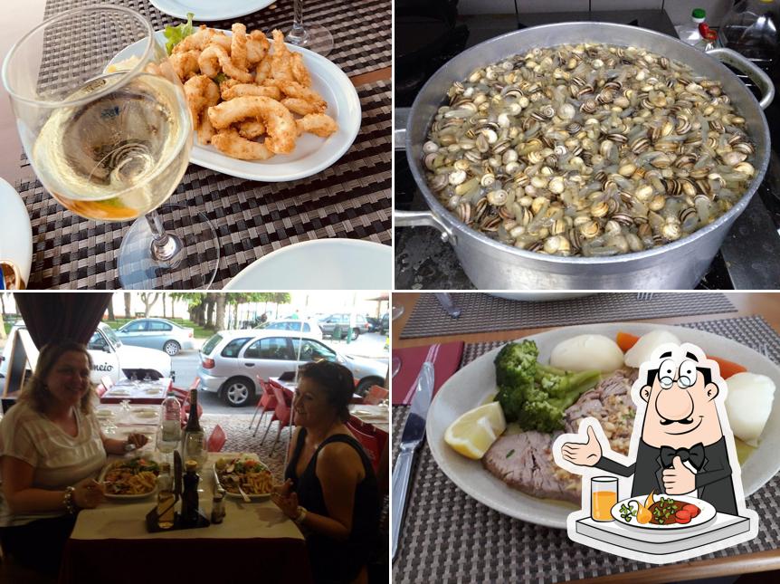 Моллюски и вафли в "Real Petisqueira"