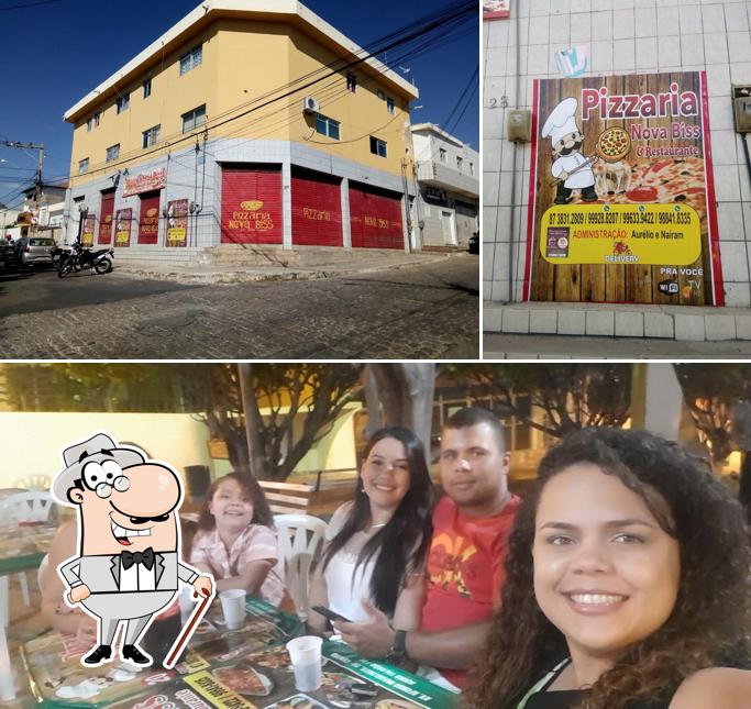 O exterior do Pizzaria Nova Biss