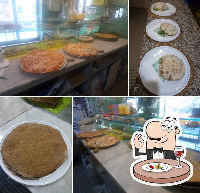 Food at Pizzeria Girasole Di Biondi Meri