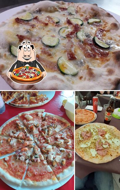 Scegli una pizza a Pizzeria Di Crasta Michele