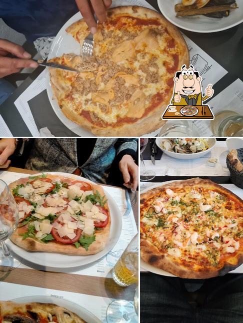 Pick different variants of pizza