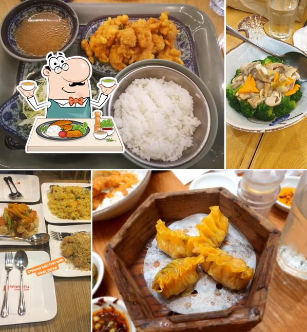 Wangfu Chinese Café restaurant, Quezon City, J2XP+VR8 Restaurant reviews