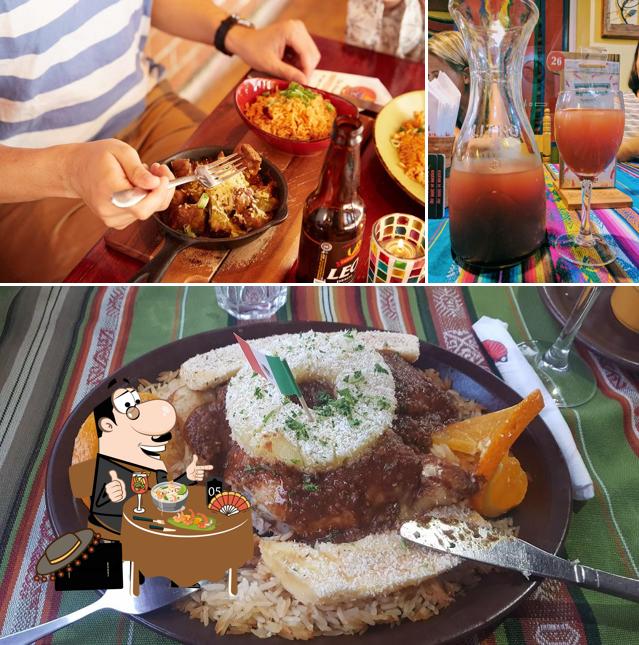 Снимок, на котором видны еда и напитки в Montezuma's Mexican Restaurant & Bar - Mooloolaba, QLD