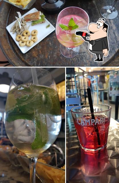Las fotografías de bebida y comida en Bar follia