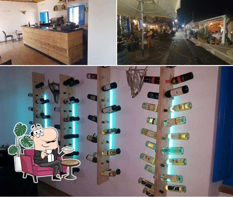 Dai un'occhiata agli interni di S'INCANTU WINE BAR