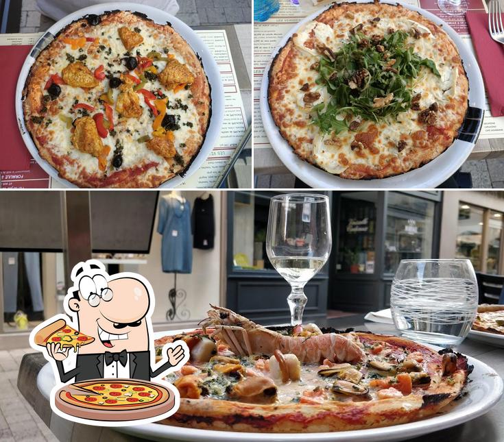 Elige una pizza en PIZZERIA LA CUCINA
