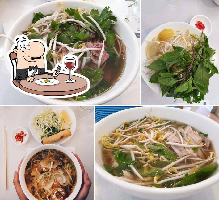 Salt & Pepper, 2/1 Margaret St in Norwood Restaurant menu and reviews