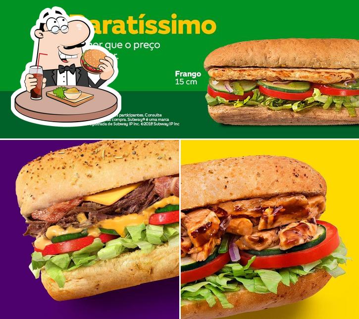 Consiga um hambúrguer no Subway