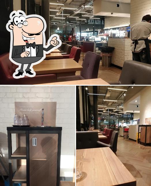 The interior of Pret A Manger