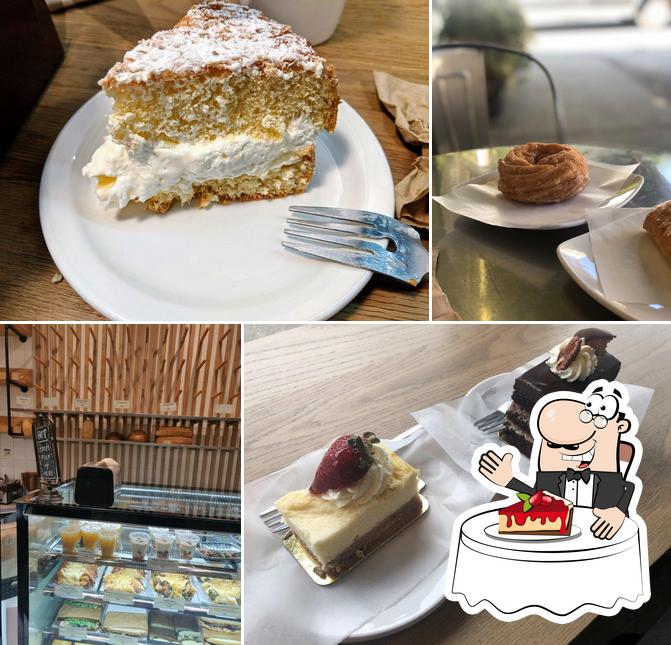 Breka Bakery & Cafe - Denman propose un nombre de desserts