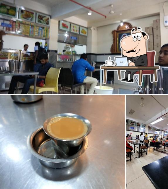 The image of Kini Cafeteria’s interior and beverage