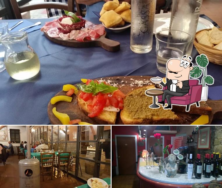 Gli interni di Antica Osteria Tre Archi