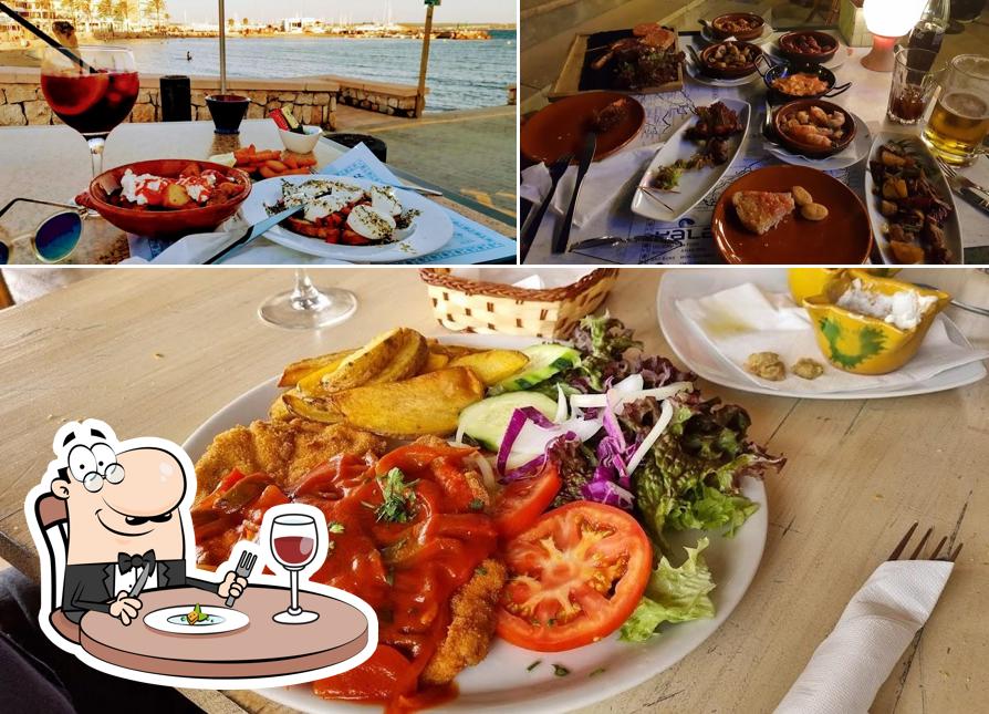 Food at Restaurant Mar Cala Estancia
