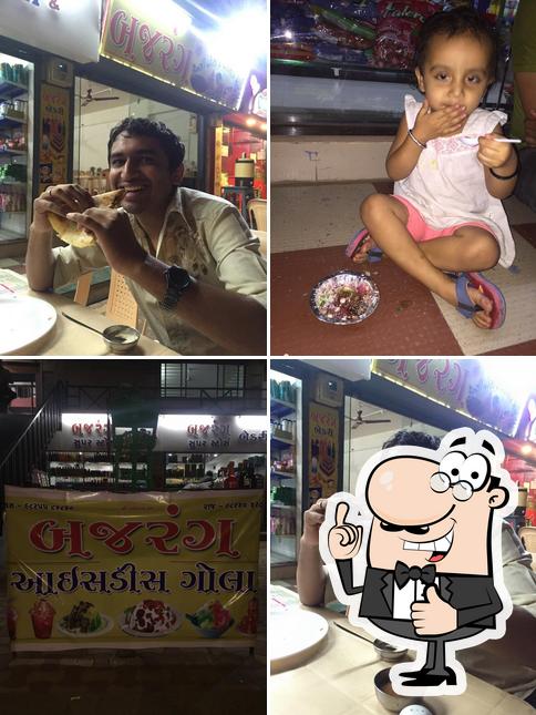 Here's a picture of Bajrang dhosa,Chines& pavbhaji, pulav Surat