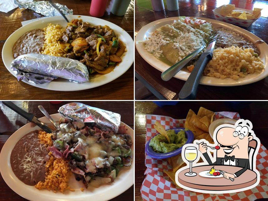 La Pasadita in White Settlement Restaurant menu and reviews
