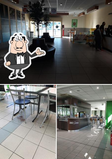 Vérifiez la photo indiquant la intérieur et table à manger concernant Stratto Cafeteria - Aire d'Ambrussum Nord