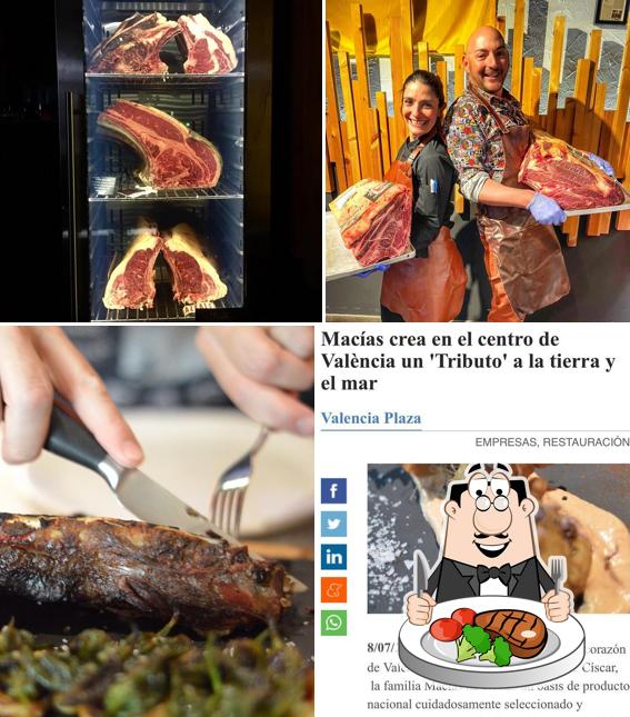 "TRIBUTO BRASAS BAR" предоставляет мясные блюда