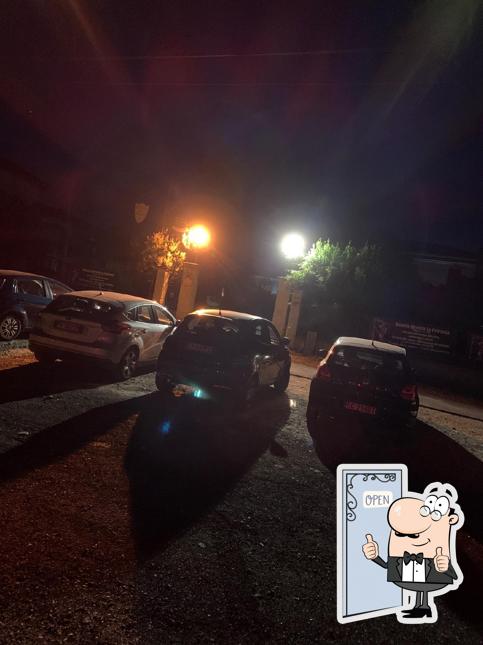 Guarda questa foto di La Petrarca