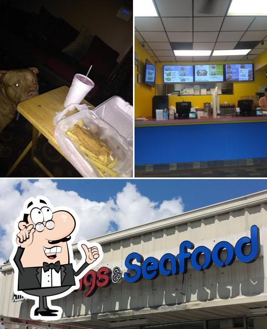 American Wings & Seafood, 387 Cleveland Ave SW 1 in Atlanta
