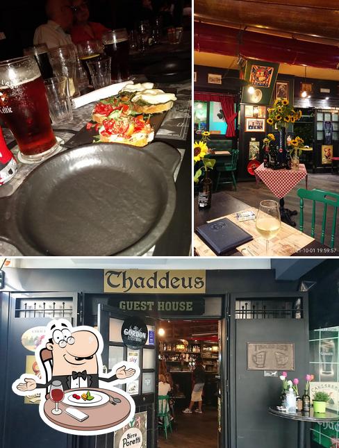 Tra le diverse cose da Thaddeus Irish Pub si possono trovare la tavolo da pranzo e interni