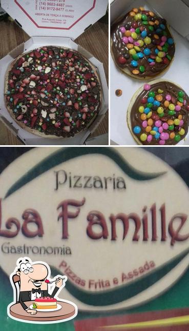 La Famille serve uma variedade de pratos doces