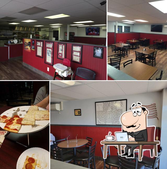 The interior of Gabe's Pizza