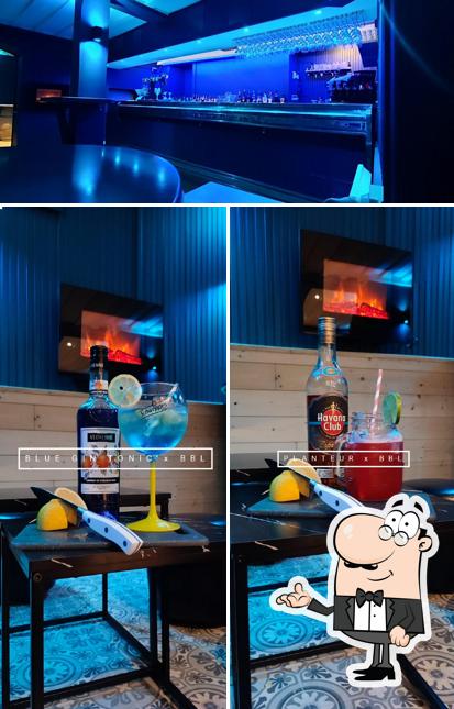 Las fotos de interior y exterior en Bar tapas Blue Lemon