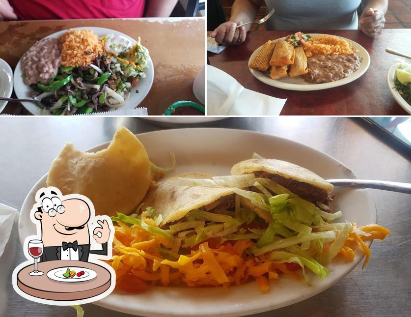 Dallas Tamales Cafe, Grand Prairie Carta del restaurante y opiniones