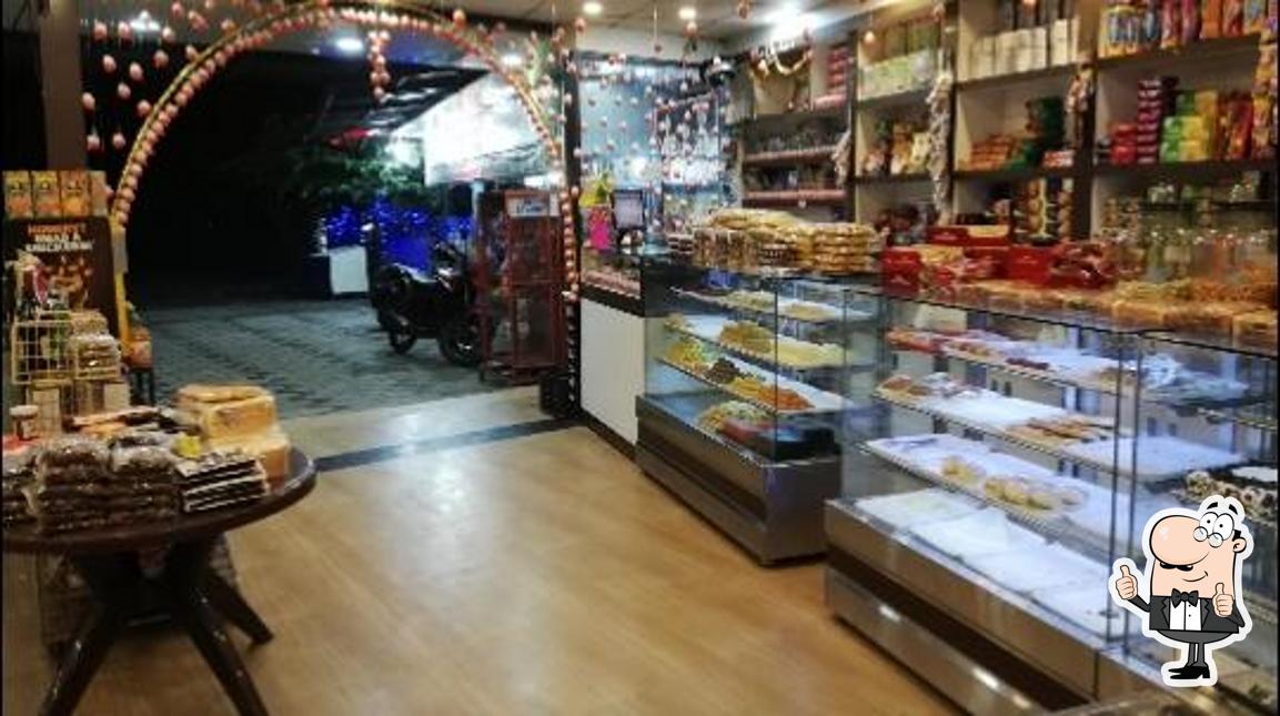 Indian Bakers, Ernakulam, signal junction Restaurant reviews