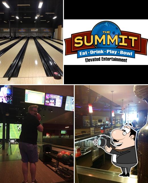 The Summit Windsor in Windsor Restaurant menu and reviews