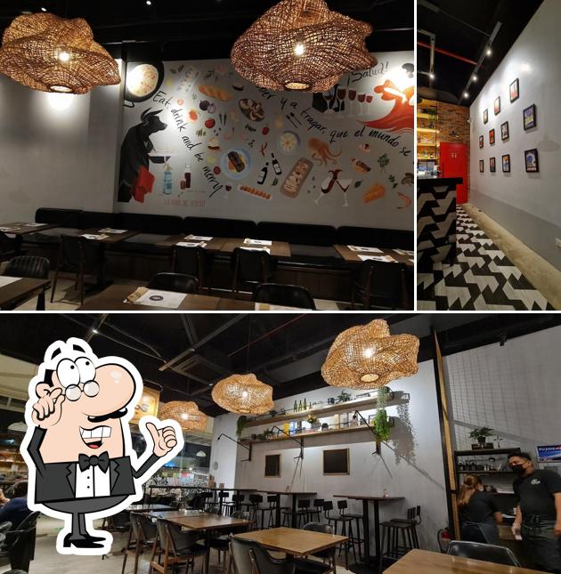 Bar Pintxos Cebu, Mandaue City, 8WV9+4GV Restaurant reviews