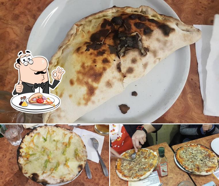 Prenditi una pizza a Pizzeria L'economica
